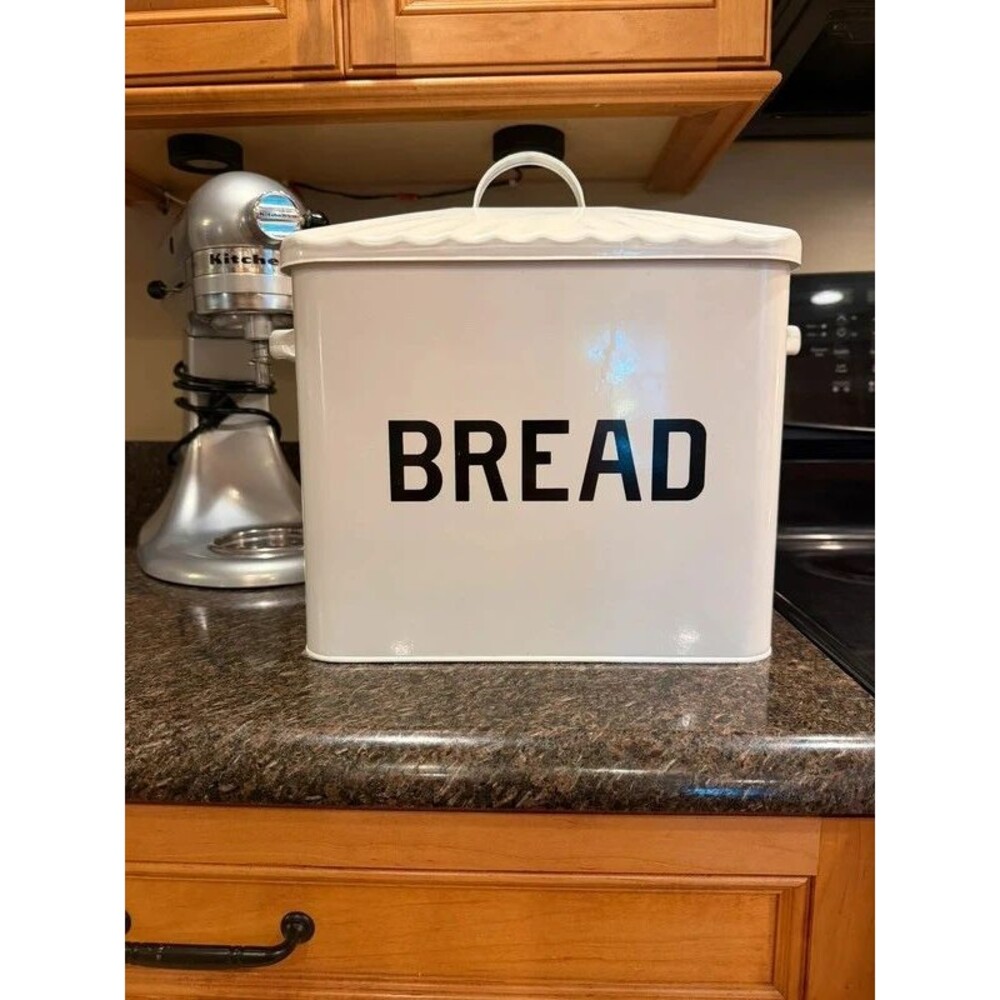Metal White Farmhouse Bread Box